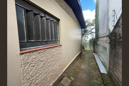 Casa à venda com 109m², 2 quartos e 1 vaga