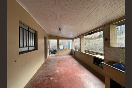 Casa à venda com 109m², 2 quartos e 1 vaga