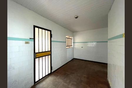 Casa à venda com 109m², 2 quartos e 1 vaga