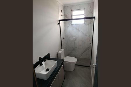 Banheiro de apartamento para alugar com 3 quartos, 105m² em Jardim Morumbi, Taubaté
