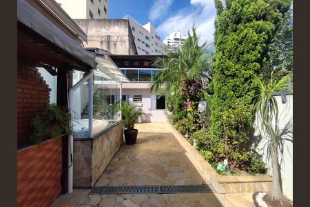 Jardim de casa à venda com 3 quartos, 235m² em Bosque da Saúde, São Paulo