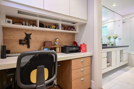 Apartamento para alugar com 163m², 3 quartos e 3 vagasEscritório da Suíte 3