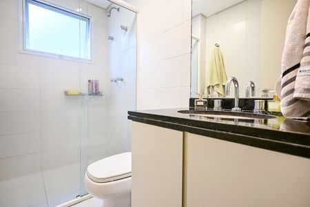 Apartamento para alugar com 163m², 3 quartos e 3 vagasBanheiro Suíte 1