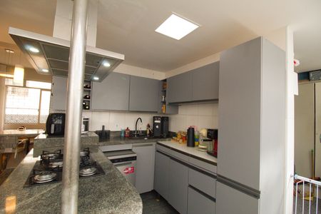 Apartamento para alugar com 114m², 3 quartos e 1 vaga Apartamento para alugar com 114m², 3 quartos e 1 vagaCozinha