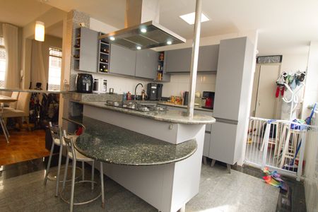 Apartamento para alugar com 114m², 3 quartos e 1 vaga Apartamento para alugar com 114m², 3 quartos e 1 vagaCozinha