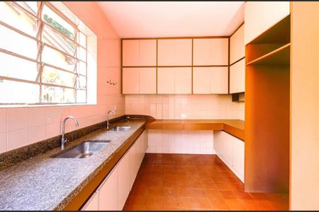 Casa à venda com 350m², 4 quartos e 4 vagasIMG_2374 - andrea teixeira chicharo.jpeg