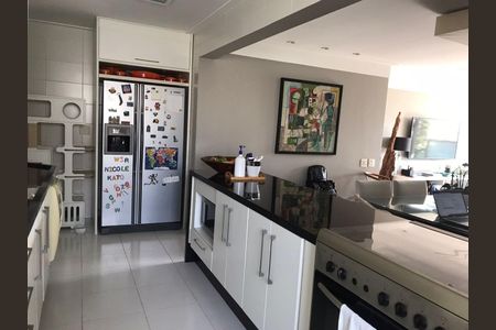 Apartamento à venda com 107m², 2 quartos e 2 vagas