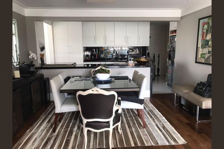 Apartamento à venda com 107m², 2 quartos e 2 vagas