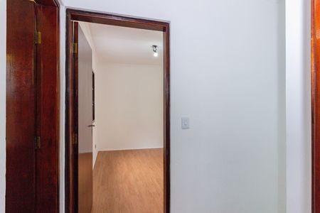 Casa para alugar com 89m², 2 quartos e 2 vagas Casa para alugar com 89m², 2 quartos e 2 vagasCorredor