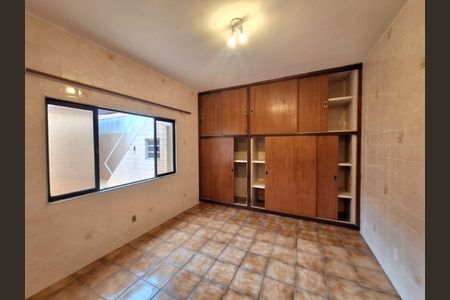 Casa à venda com 3 quartos, 182m² em Planalto Paulista, São Paulo