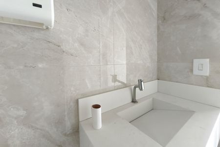 Casa à venda com 200m², 1 quarto e 4 vagasBanheiro