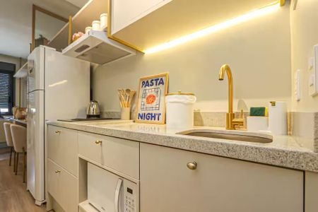 Studio de kitnet/studio para alugar com 1 quarto, 30m² em Boa Vista, Porto Alegre