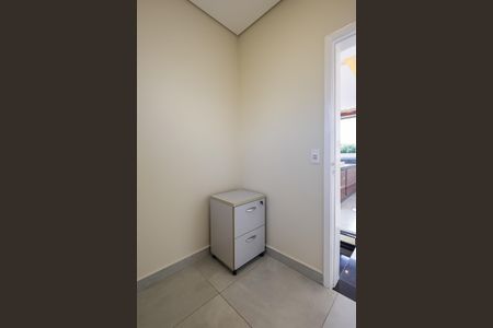 Casa de condomínio para alugar com 208m², 4 quartos e sem vagaDespensa