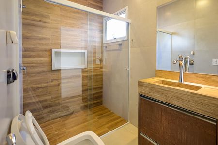 Banheiro da Suíte 3 de casa de condomínio para alugar com 4 quartos, 208m² em Jardim Park Real, Indaiatuba