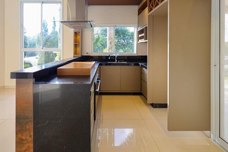 Casa de condomínio para alugar com 208m², 4 quartos e sem vagaCozinha