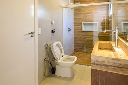 Casa de condomínio para alugar com 208m², 4 quartos e sem vagaBanheiro da Suíte 3