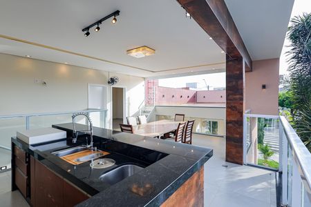 Casa de condomínio para alugar com 208m², 4 quartos e sem vagaArea gourmet