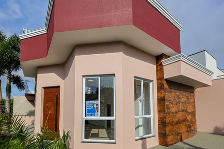 Casa de condomínio para alugar com 208m², 4 quartos e sem vagaPlaca YZUS-1880