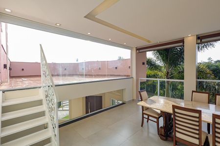 Casa de condomínio para alugar com 208m², 4 quartos e sem vagaArea gourmet