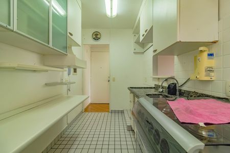 Apartamento para alugar com 65m², 2 quartos e 1 vaga