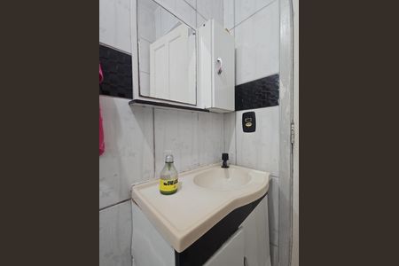 Apartamento para alugar com 42m², 3 quartos e sem vaga Apartamento para alugar com 42m², 3 quartos e sem vagaBanheiro da Suíte