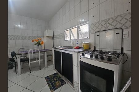 Apartamento para alugar com 42m², 3 quartos e sem vaga Apartamento para alugar com 42m², 3 quartos e sem vagaCozinha - Armários