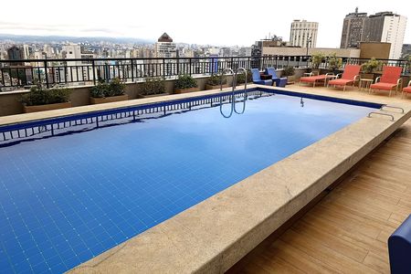 Apartamento à venda com 34m², 1 quarto e 1 vagaPiscina