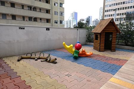 Apartamento à venda com 34m², 1 quarto e 1 vagaPlayground