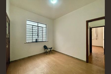 Apartamento para alugar com 130m², 3 quartos e sem vaga