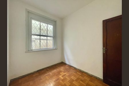 Apartamento para alugar com 130m², 3 quartos e sem vaga