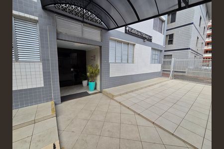 Apartamento para alugar com 41m², 2 quartos e 1 vaga Apartamento para alugar com 41m², 2 quartos e 1 vagaFachada