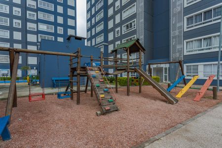 Apartamento para alugar com 49m², 2 quartos e 1 vaga Apartamento para alugar com 49m², 2 quartos e 1 vagaÁrea comum - Playground