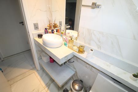 Apartamento para alugar com 64m², 2 quartos e 1 vagaBanheiro
