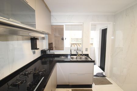 Apartamento para alugar com 64m², 2 quartos e 1 vagaCozinha