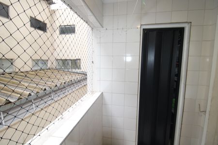 Apartamento para alugar com 64m², 2 quartos e 1 vagaÁrea de Serviço