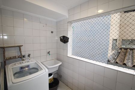 Apartamento para alugar com 64m², 2 quartos e 1 vagaÁrea de Serviço
