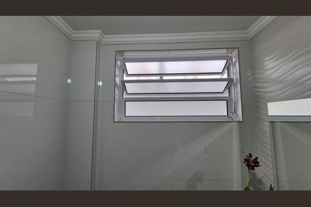 Casa à venda com 325m², 2 quartos e 4 vagas Casa à venda com 325m², 2 quartos e 4 vagasLavabo
