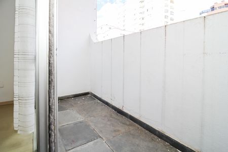 Apartamento à venda com 70m², 2 quartos e 1 vagaVaranda