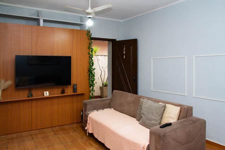 Casa à venda com 239m², 3 quartos e 1 vaga