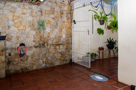 Casa à venda com 239m², 3 quartos e 1 vaga