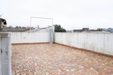 Casa à venda com 239m², 3 quartos e 1 vaga