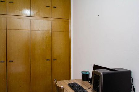 Casa à venda com 239m², 3 quartos e 1 vaga