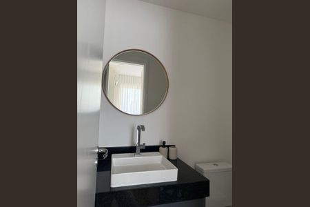 Apartamento para alugar com 24m², 1 quarto e sem vagaBanheiro 