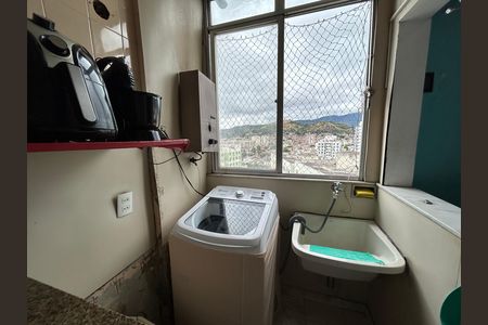 Apartamento à venda com 60m², 2 quartos e 1 vagaÁrea de Serviço
