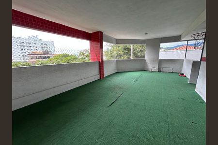 Apartamento à venda com 60m², 2 quartos e 1 vagaCampo de futebol