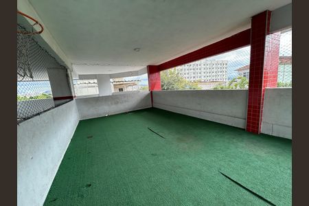 Apartamento à venda com 60m², 2 quartos e 1 vagaCampo de futebol
