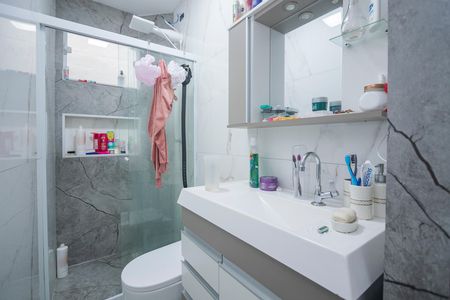 Casa para alugar com 90m², 2 quartos e 1 vaga Casa para alugar com 90m², 2 quartos e 1 vagaBanheiro