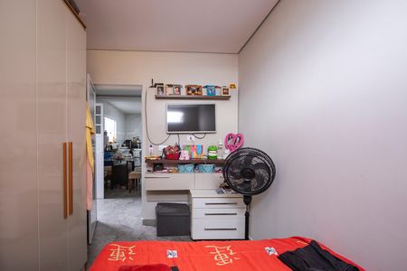 Quarto 1 de casa para alugar com 2 quartos, 90m² em Parque Santo Antônio, São Paulo