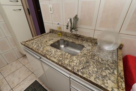 Apartamento para alugar com 52m², 2 quartos e 1 vagaCozinha e Área de Serviço