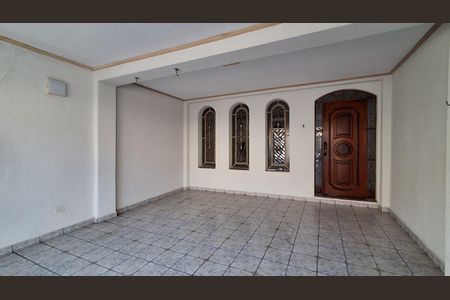 Casa para alugar com 176m², 3 quartos e 2 vagas Casa para alugar com 176m², 3 quartos e 2 vagasGaragem